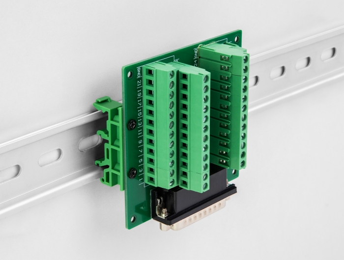 Delock D-Sub HD 44 Pin Stecker zu Terminalblock für Hutschiene #4 