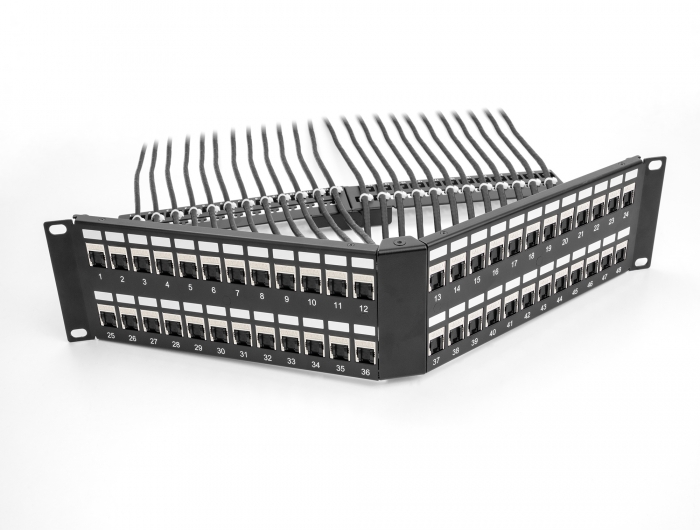 Delock 19″ Keystone Patchpanel 48 Port mit Entlastungsschiene 2 HE gewinkelt schwarz #5 