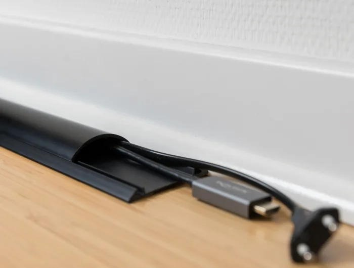 Delock Kabelkanal selbstklebend 89 x 21 mm - Länge 1 m schwarz #2 
